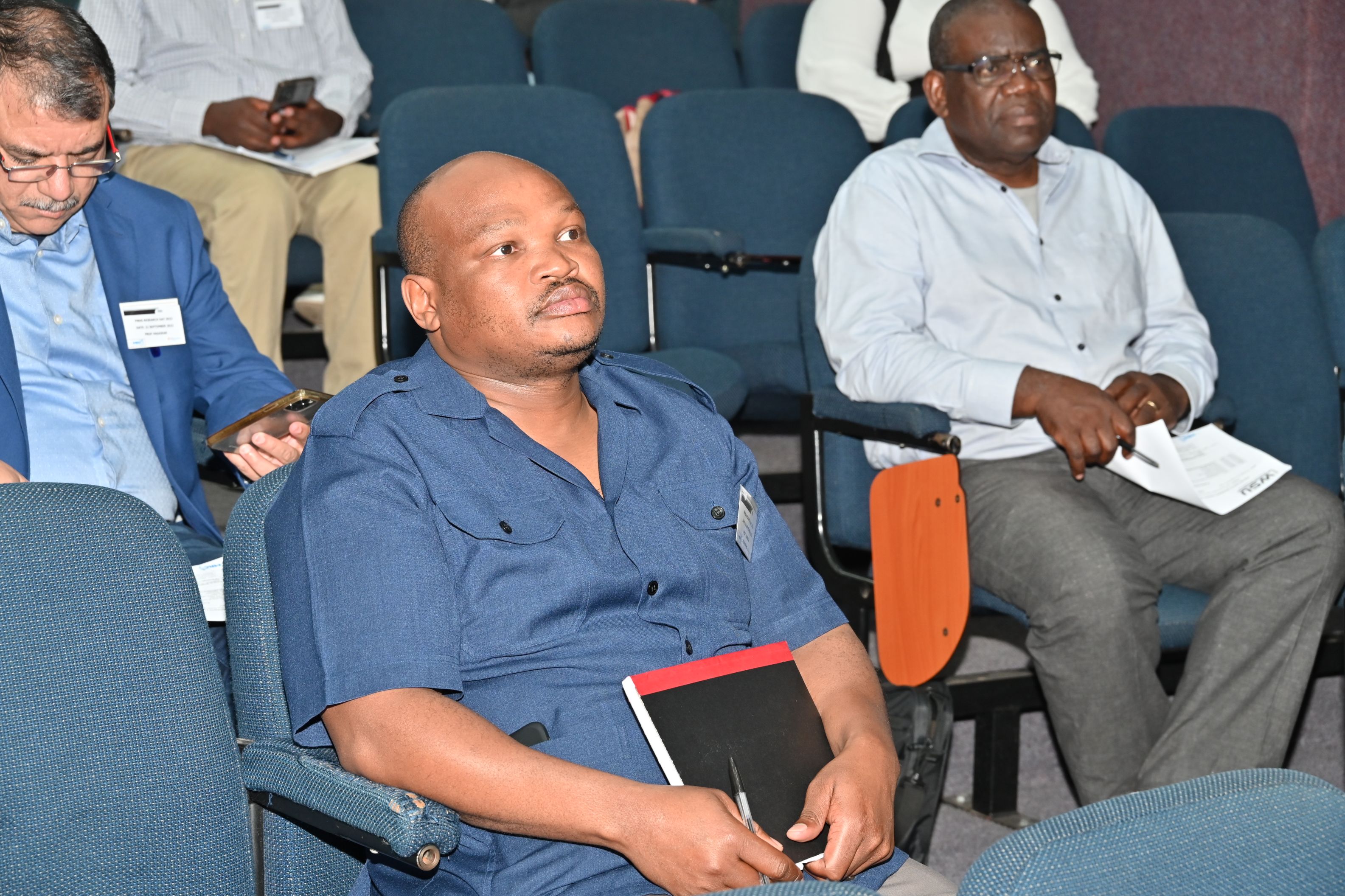 MEDICINE AND HEALTH SCIENCES FACULTY SHOWCASES ITS RESEARCH IN 3RD ANNUAL FACULTY RESEARCH DAY
