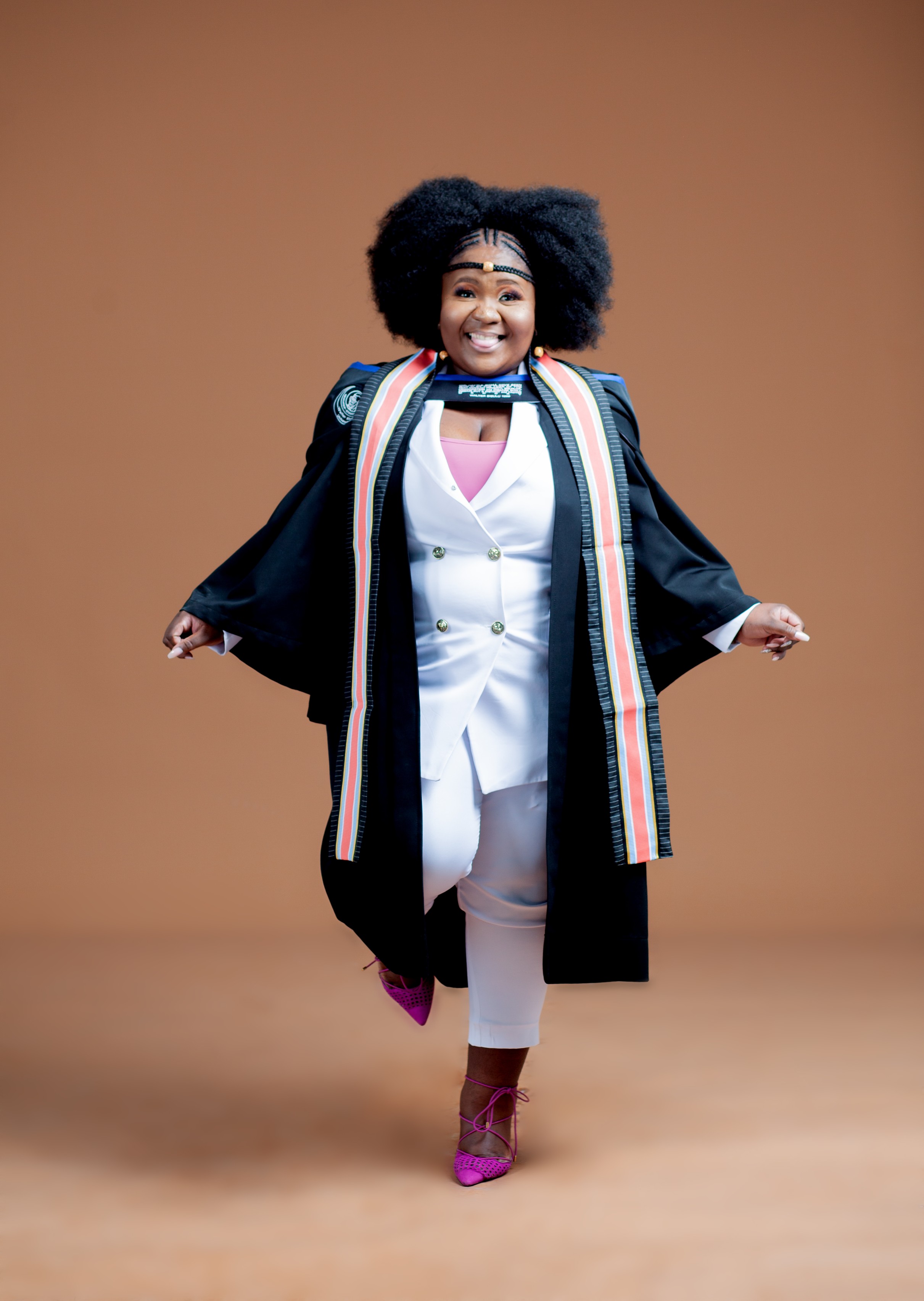 MEET THE WSU ALUMNA BEHIND THE HOLLYWOODBETS BRAND