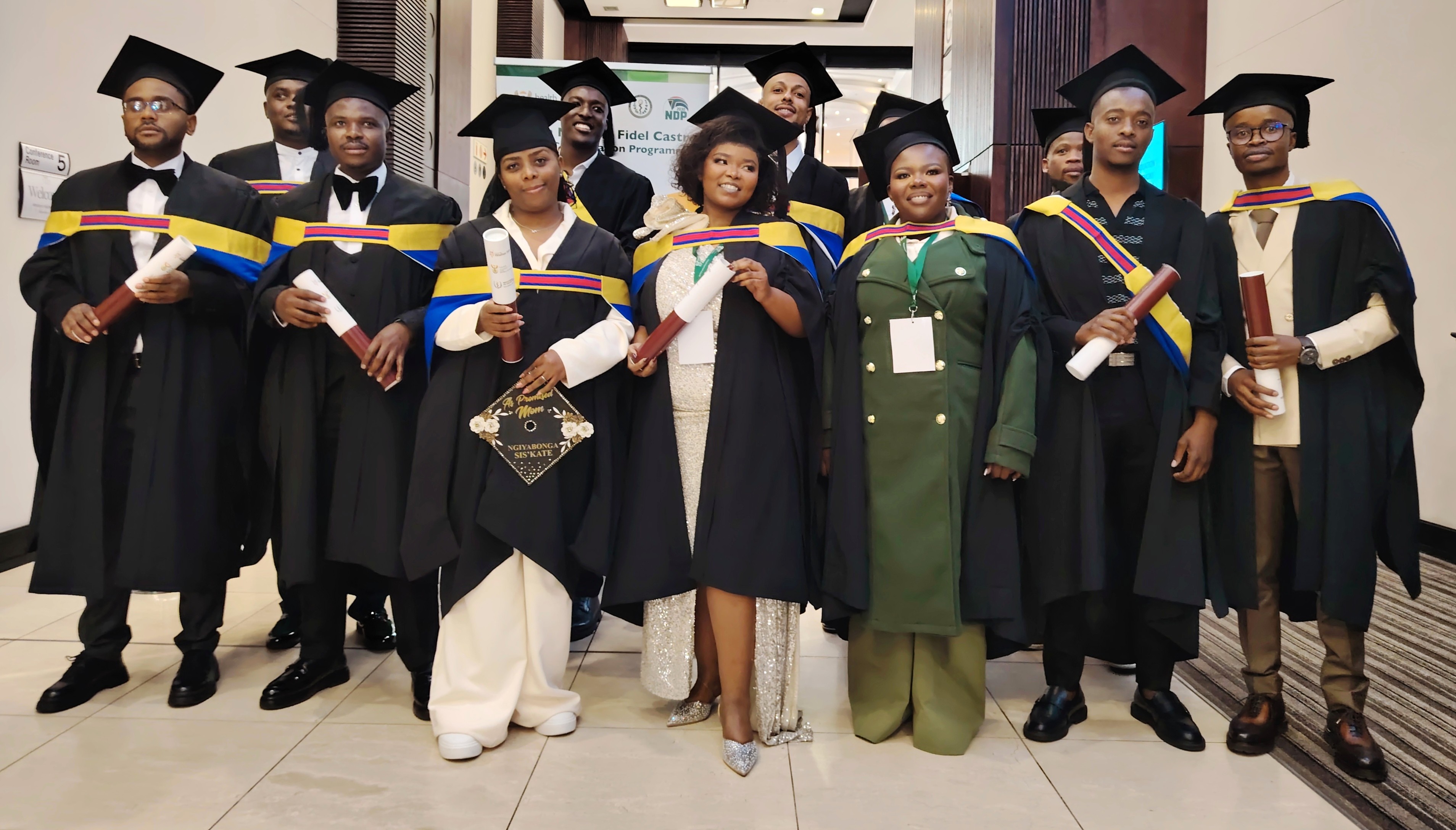 WALTER SISULU CELEBRATES NEW GENERATION OF CUBAN-TRAINED DOCTORS
