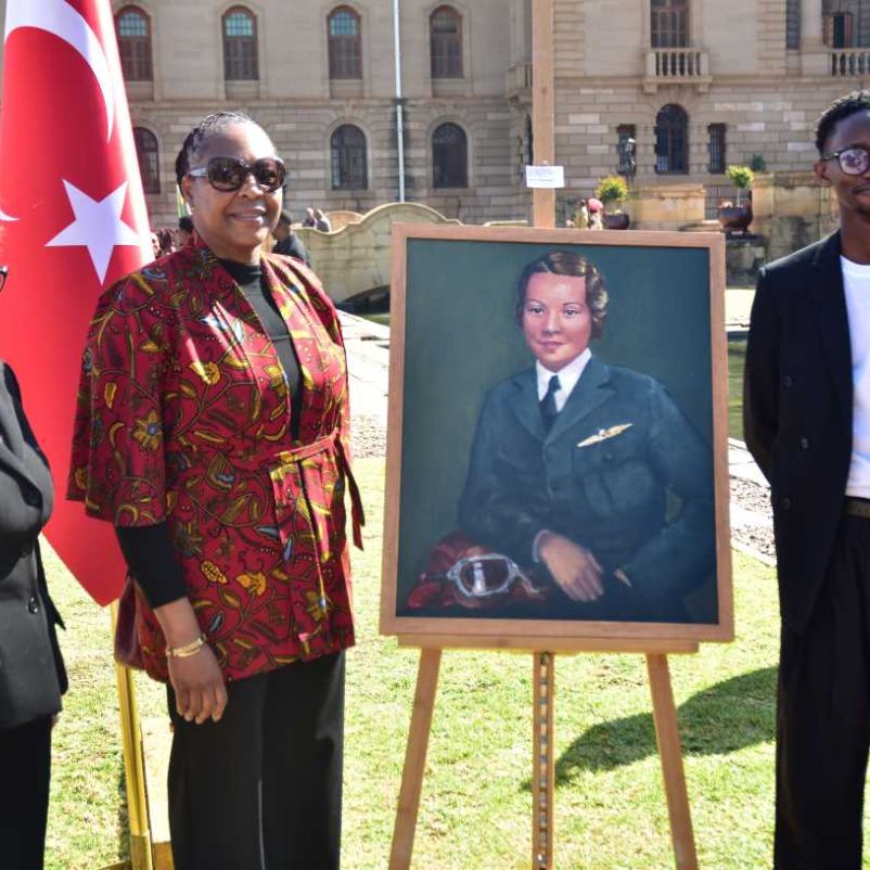 WALTER SISULU FINE ART STUDENTS AND ALUMNI SHOWCASE TALENT AT THE UNION BUILDINGS
