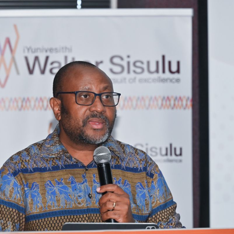 WALTER SISULU LAUNCHES AFRICAN HEALTH KNOWLEDGE INSTITUTE